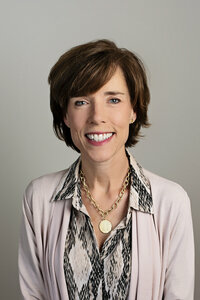 Jennifer Emery  Image